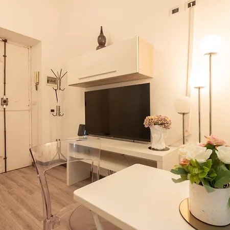 Nyaraló Cairoli 1 House G&b Colisee